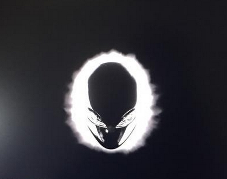 alienware開(kāi)機(jī)畫(huà)面